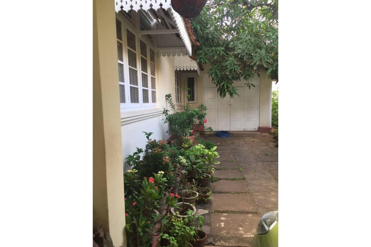 Charming Homestay By The Beach Dehiwala-Mount Lavinia Ngoại thất bức ảnh